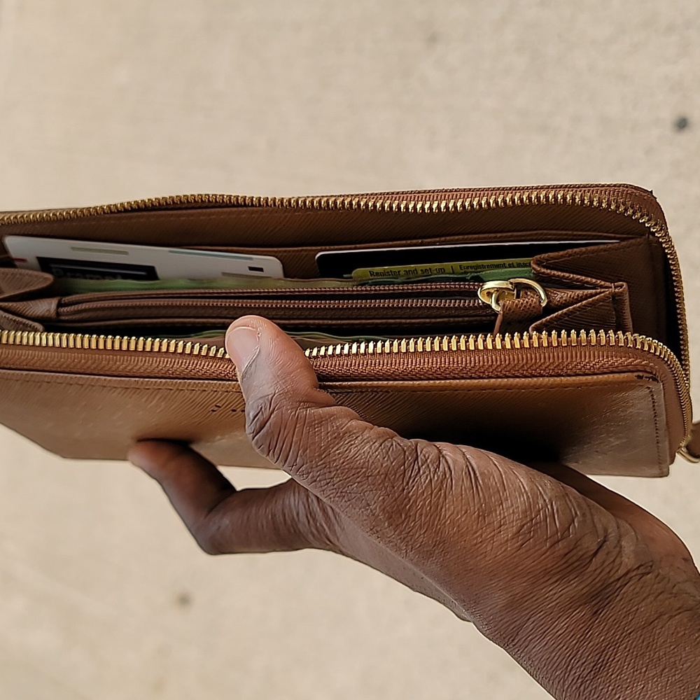 Wallet - Picture 4 of 4